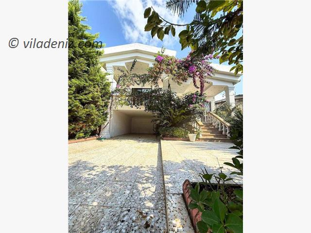 فروش ویلا باغ نیم پیلوت نما رومی در نور