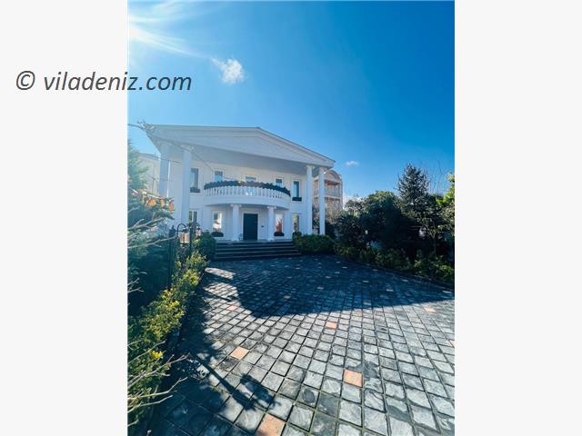 خرید ویلا دوبلکس سفید در سعادت آباد